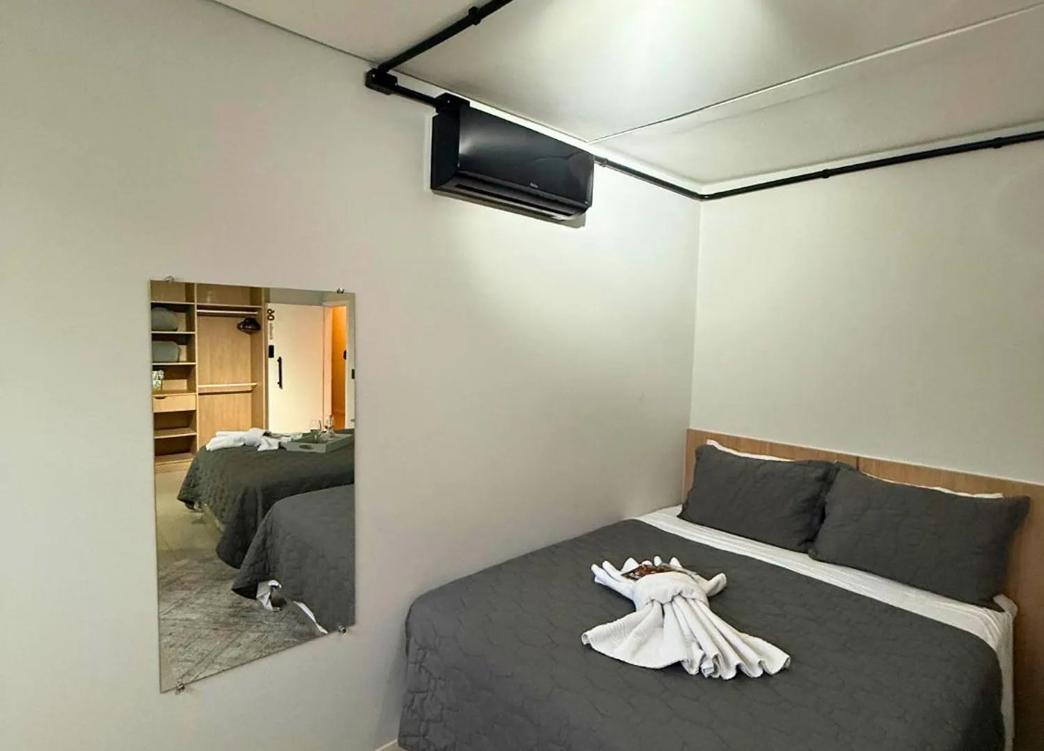 Studios 422 Помероди