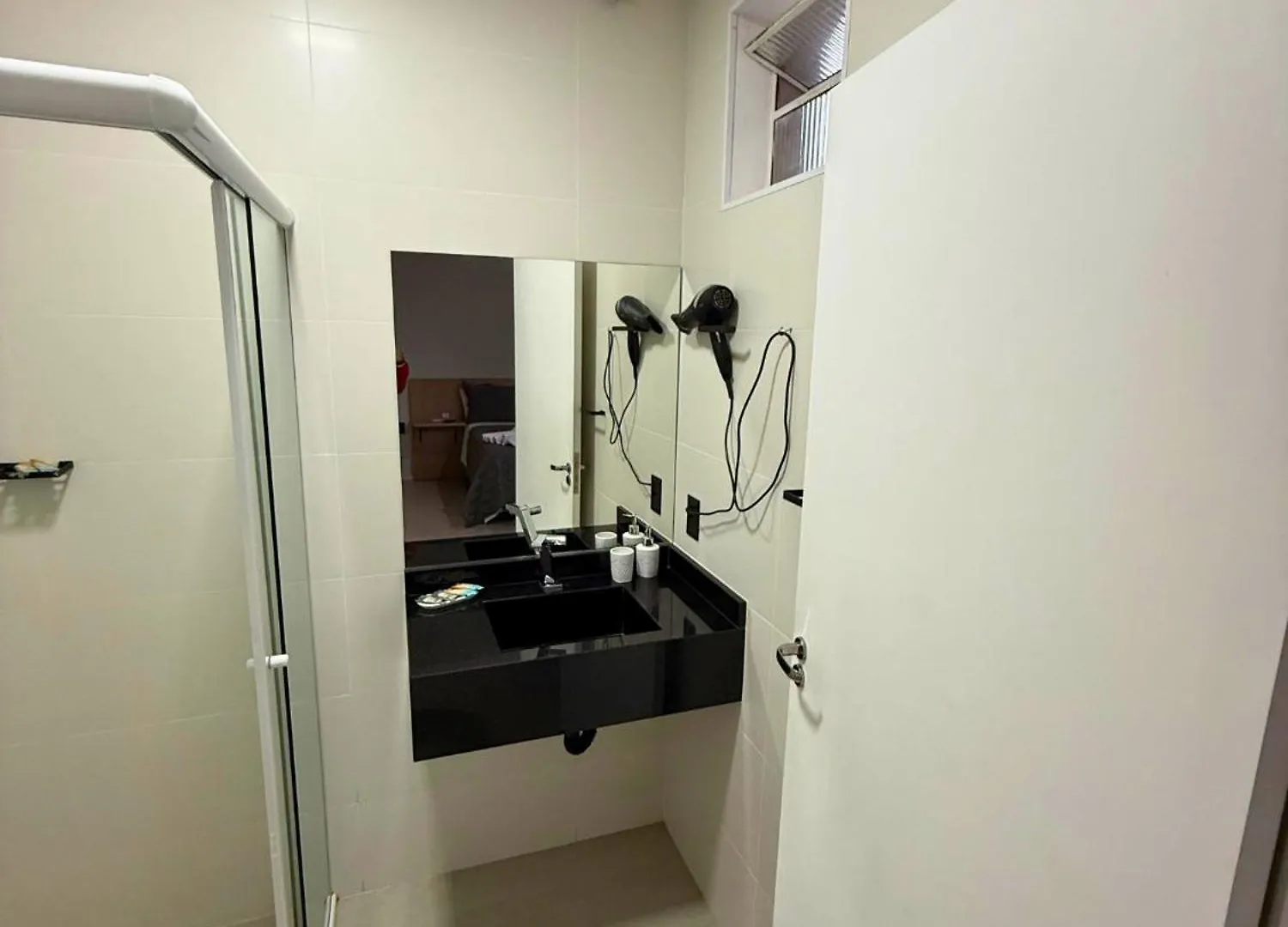 Studios 422 Помероди 0*,  Бразилия