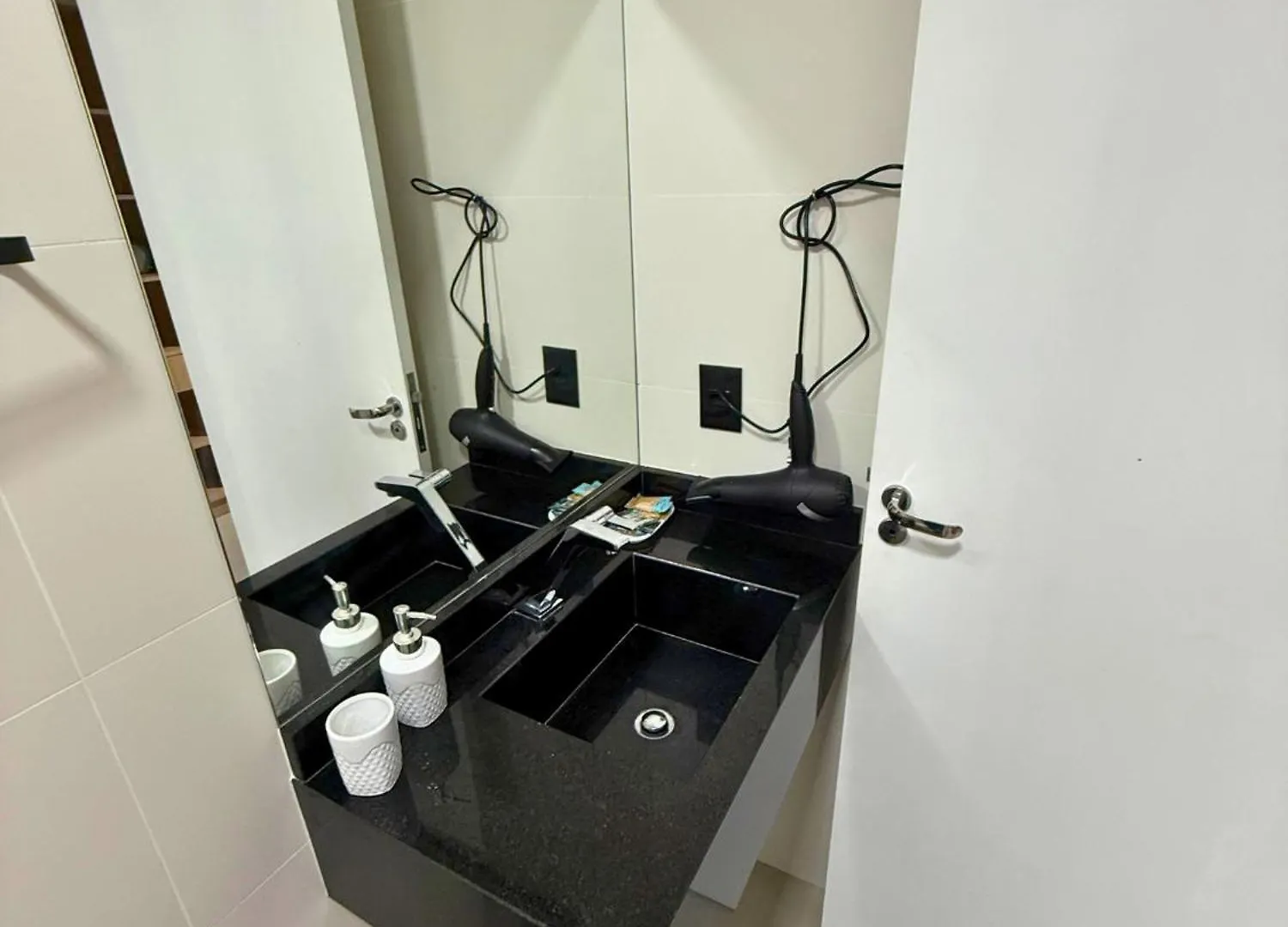 Studios 422 Помероди